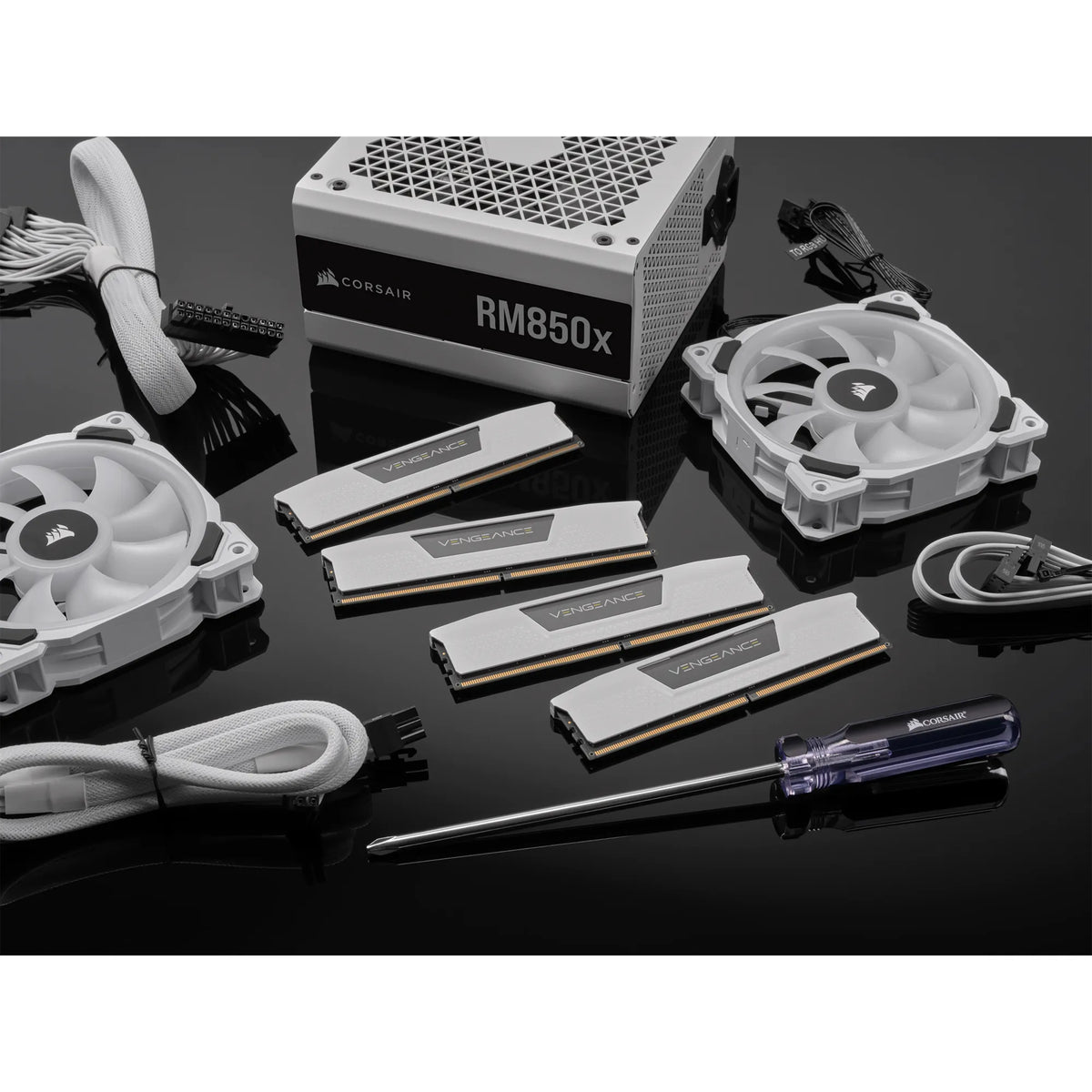 Image 1 for Corsair VENGEANCE 32GB DDR5 5200MHz Memory Kit