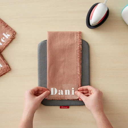 Image 3 for Cricut Everyday Iron-On Vinyl - White, 30cm x 1.5m