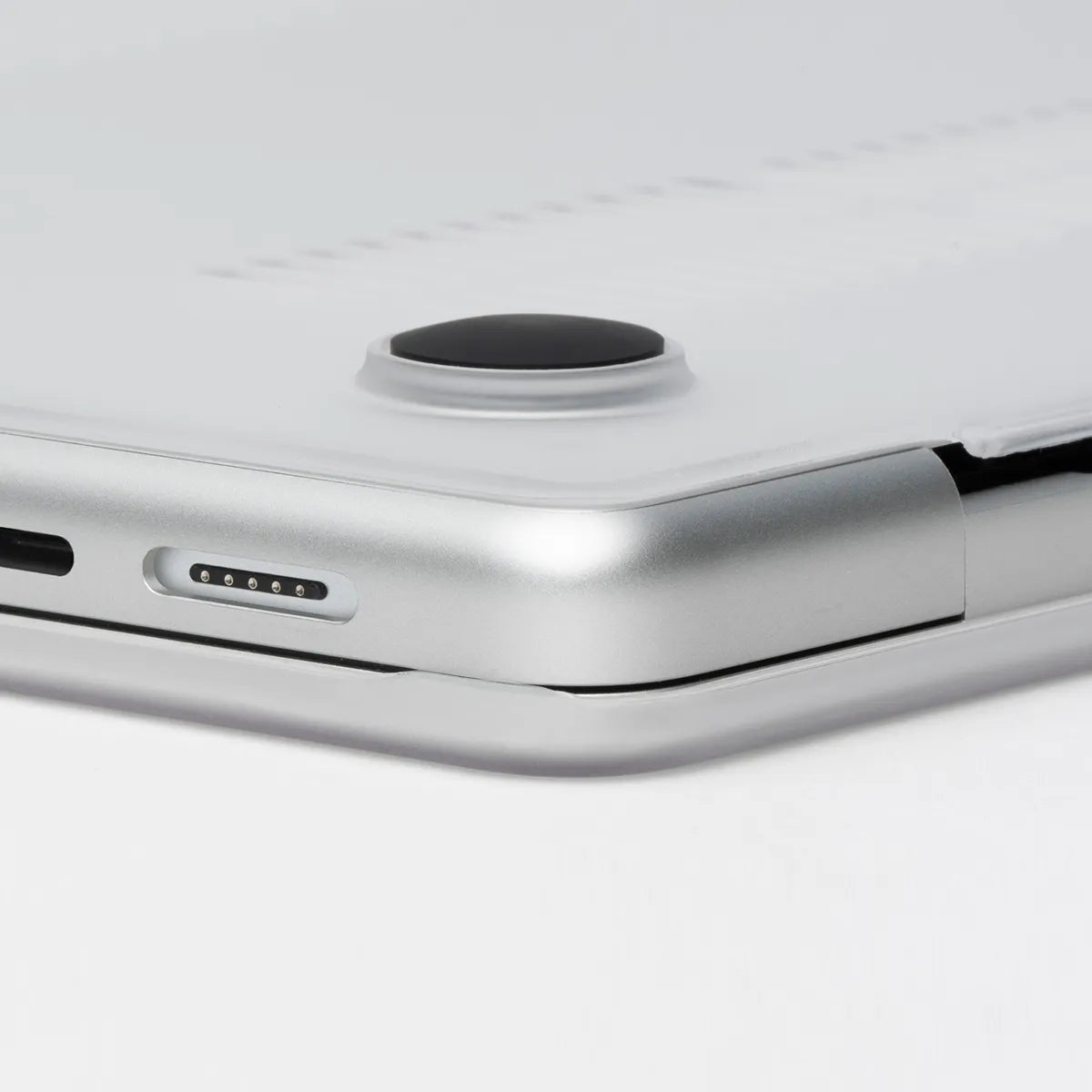 Image 1 for ZAGG Hardshell Case for Apple MacBook Pro 13" M1/M2 (2020) - Smoke