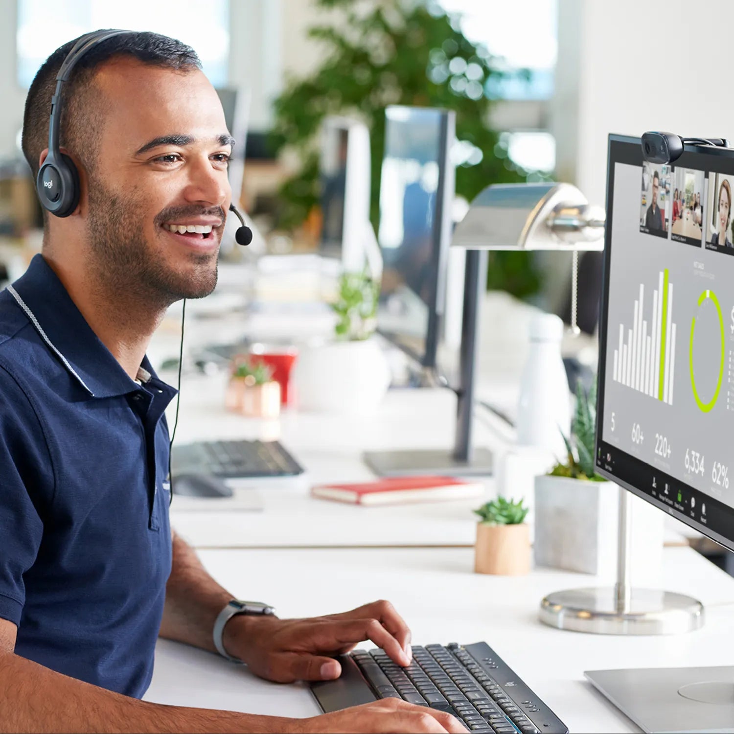 Image 7 for Logitech C270 HD Webcam with Built-in Mic