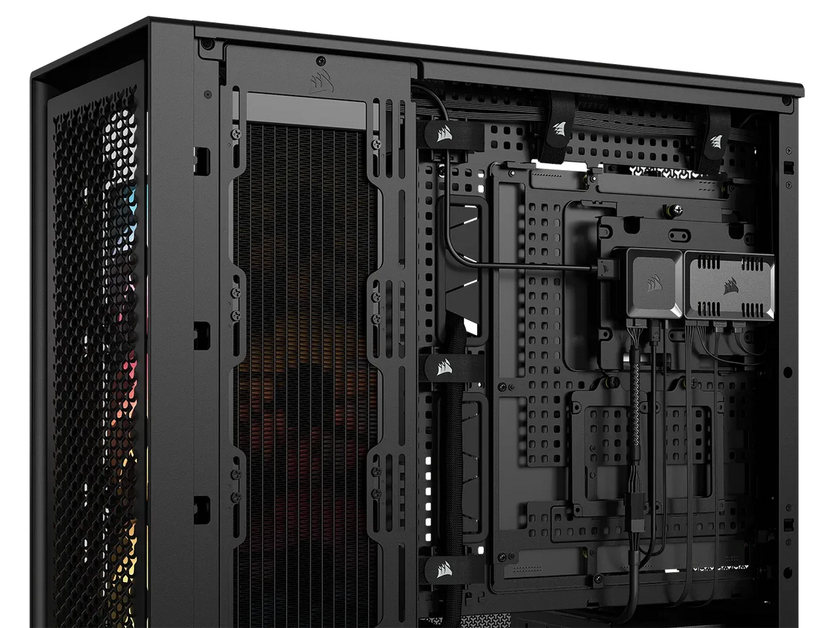 Image 3 for Commander Duo Lighting and Fan Controller – ARGB and iCUE LINK Hybrid