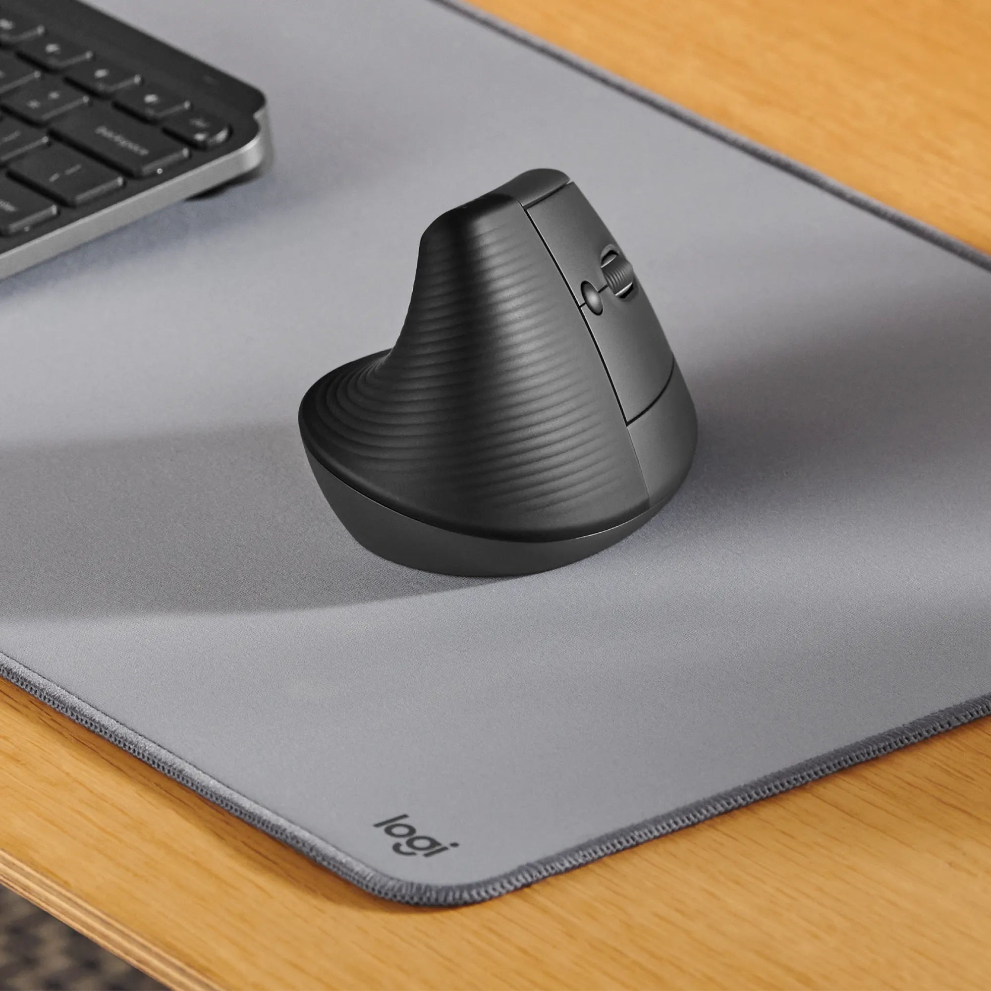 Image 2 for Logitech Lift Vertical Ergonomic Mouse - Graphite