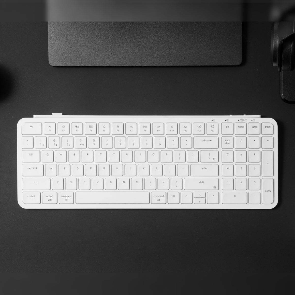 Image 5 for Keychron B2 Pro Ultra-Slim 96% Wireless Keyboard - Ivory White