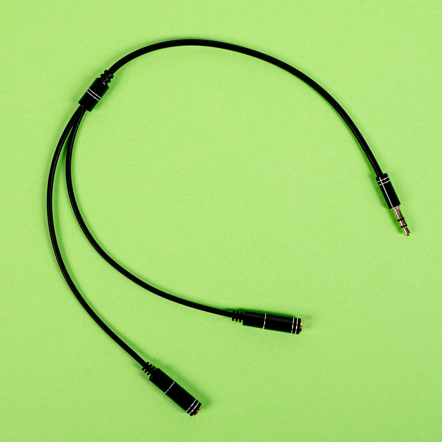 Image 5 for Gizzu 3-Pole Audio Splitter Cable - Black