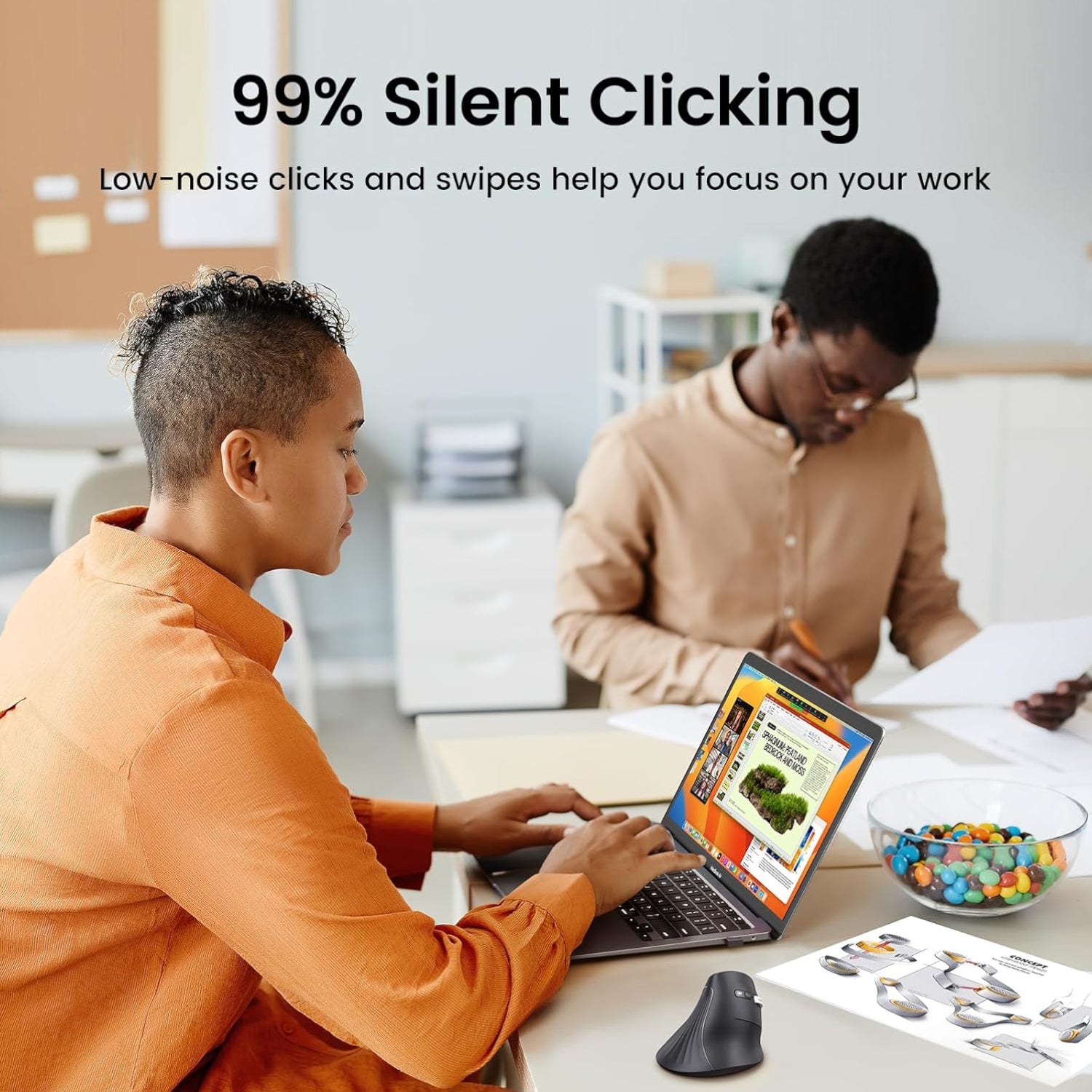 Image 4 for UGREEN Multi-Mode Vertical Mouse Bluetooth and 2.4G Wireless–Black