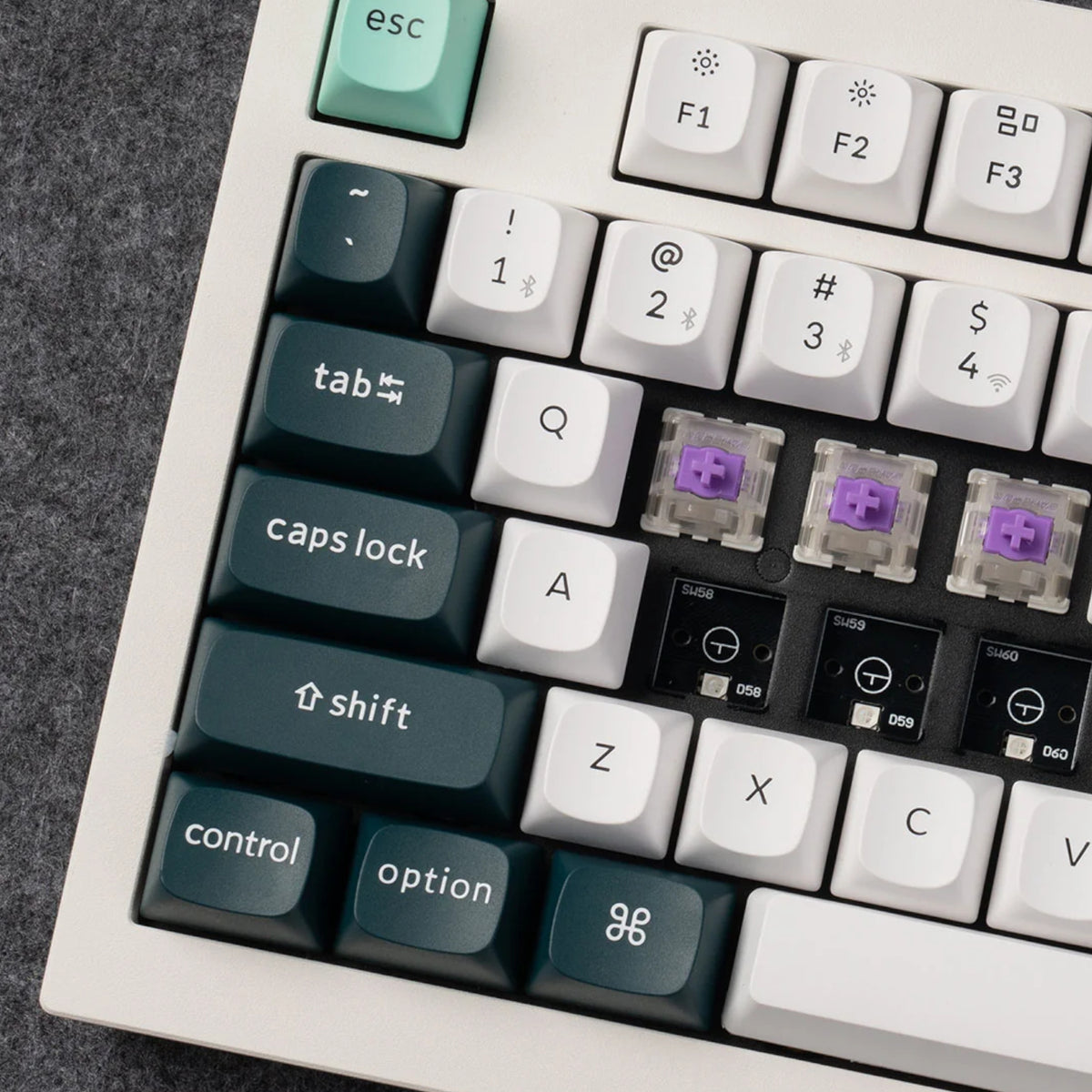 Image 5 for Keychron Q3 HE QMK 80% Wireless Custom Mechanical Keyboard (Nebula Switch) - Shell White