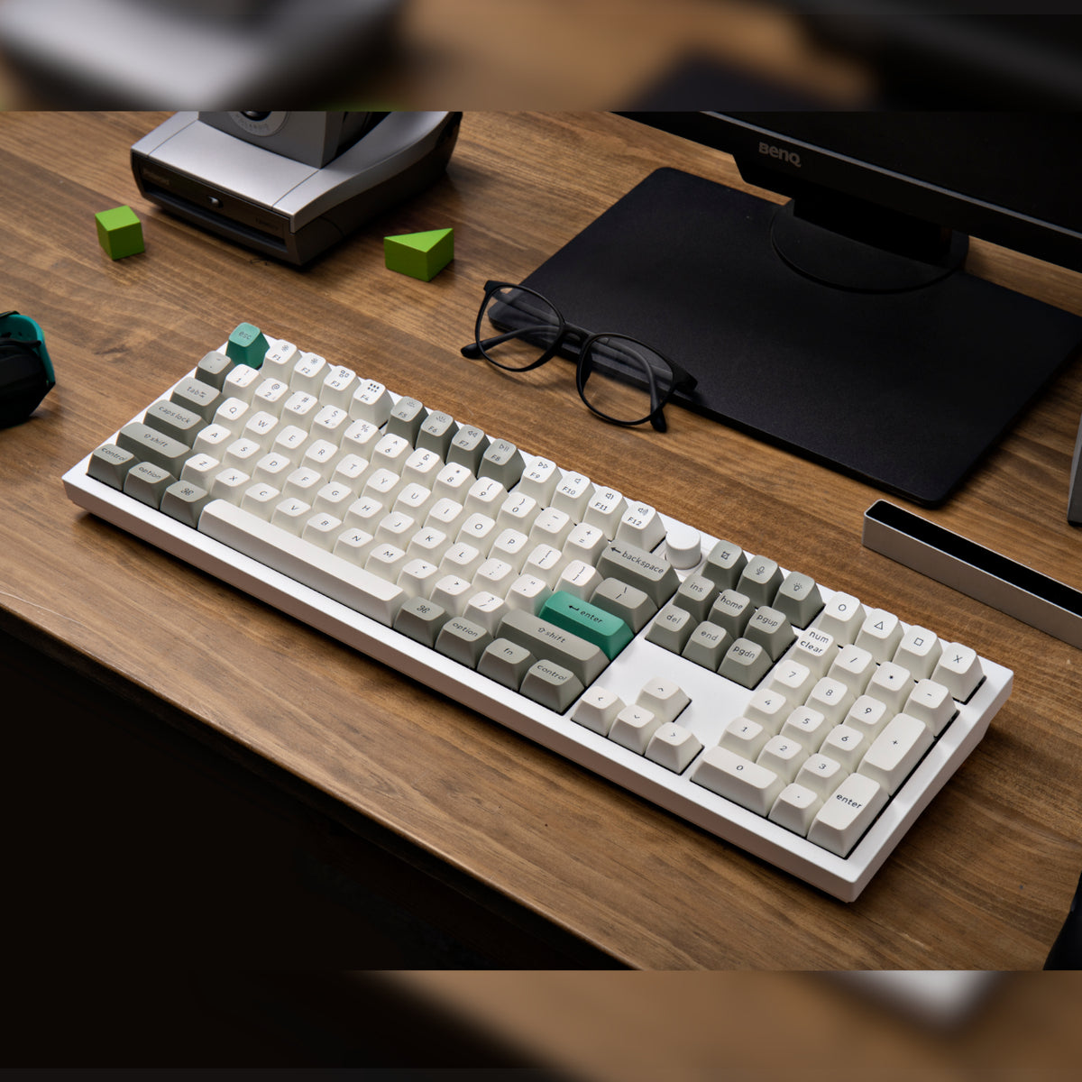 Image 4 for Keychron Q6 Max QMK/VIA Wireless Custom Mechanical Keyboard KSA Gateron Red Jupiter Switches - Shell White