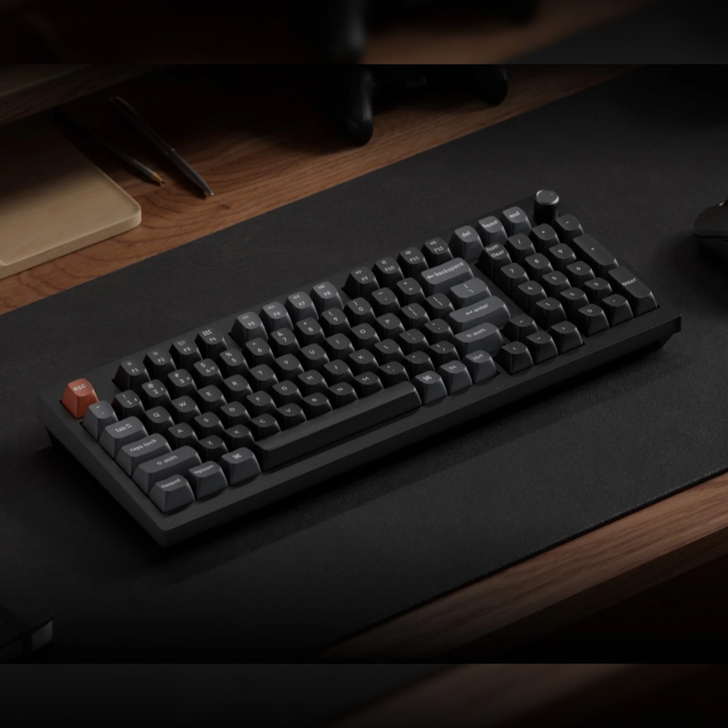 Image 6 for Keychron V5 Ultra 96% 8K Red Switch Hot-Swapple Silk POM RGB Wireless Keyboard