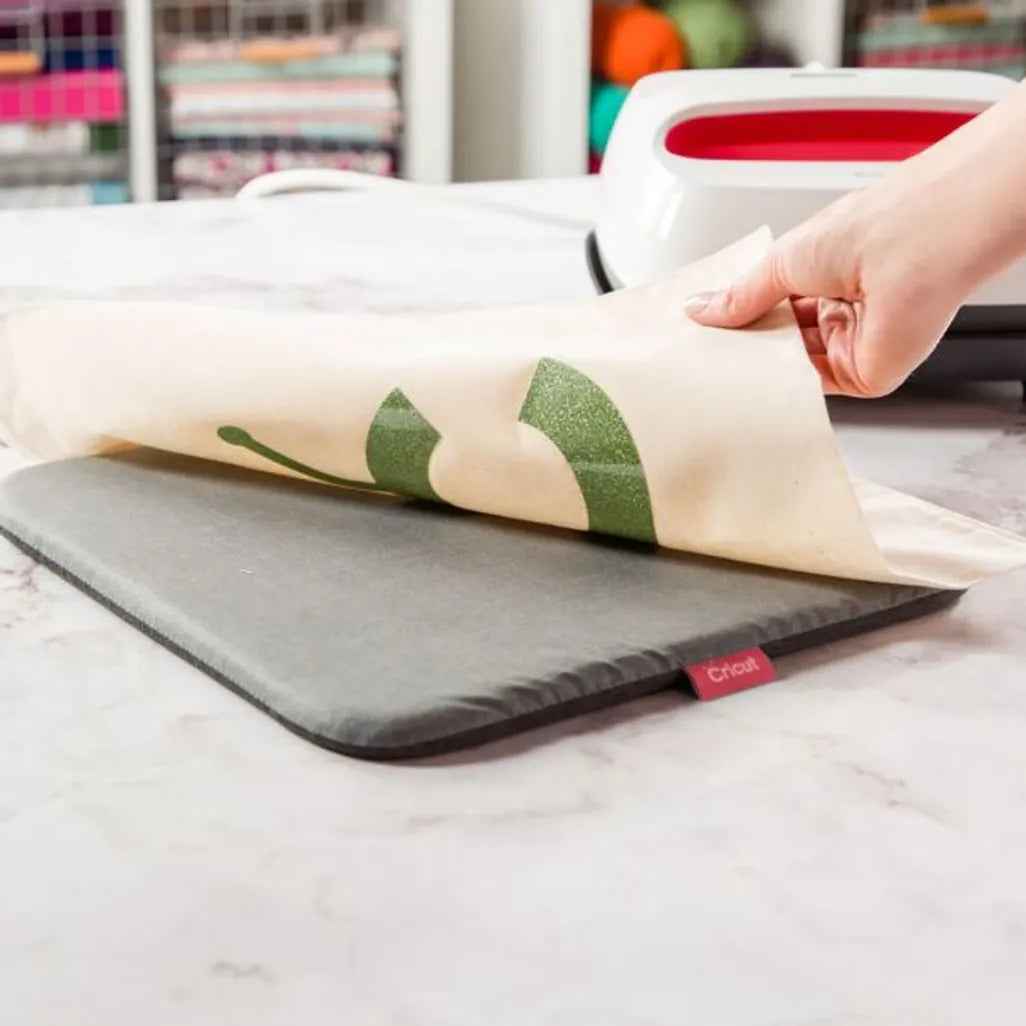 Image 2 for Cricut EasyPress Mat - 30x30cm